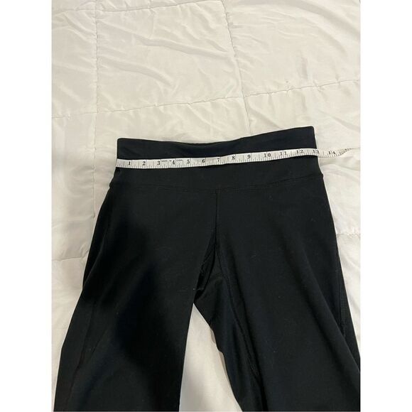 Champion black Capri leggings with sheer back of leg Design size small - Picture 5 of 8